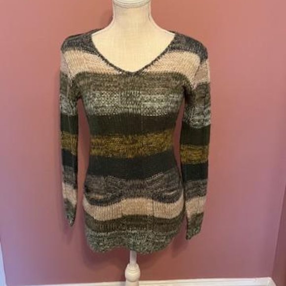 Ultra Flirt Colorblock Striped Sweater - Picture 4 of 10